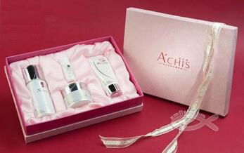 專業(yè)印刷服務 臺歷、掛歷、包裝盒與畫冊的卓越品質